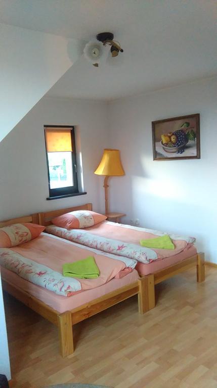 Ferienwohnung Przytulny Kat Białowieża Exterior foto
